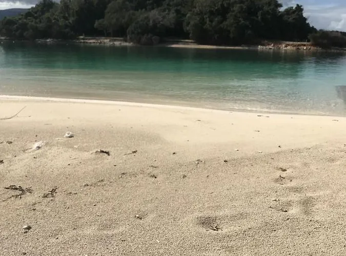 A&f Ksamil